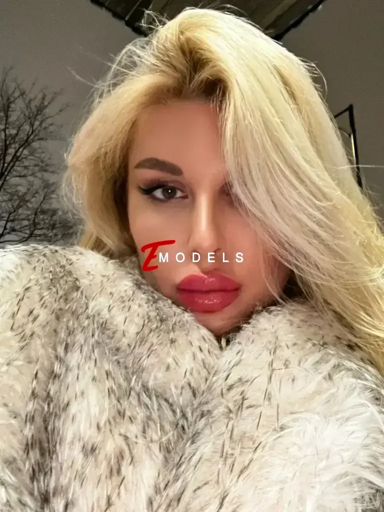 Abella, Height: 180, Age: 28, Weight: 67