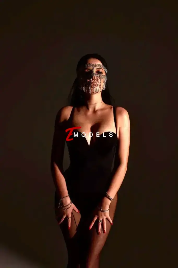 Ruzanna, Height: 170, Age: 23, Weight: 48