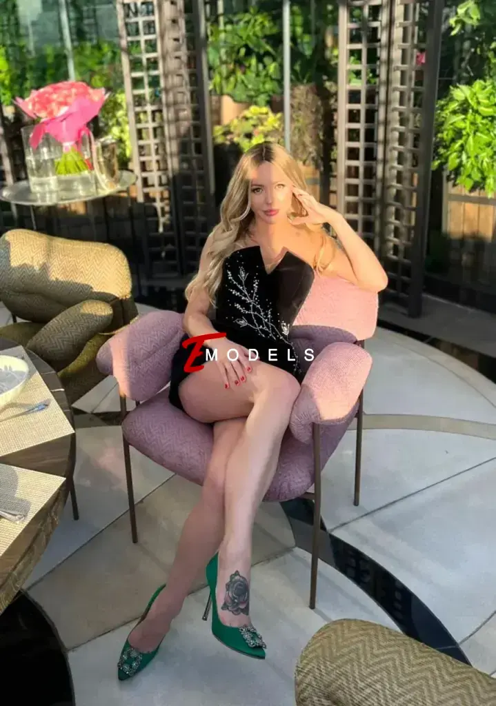 Natalie, Height: 165, Age: 31, Weight: 50