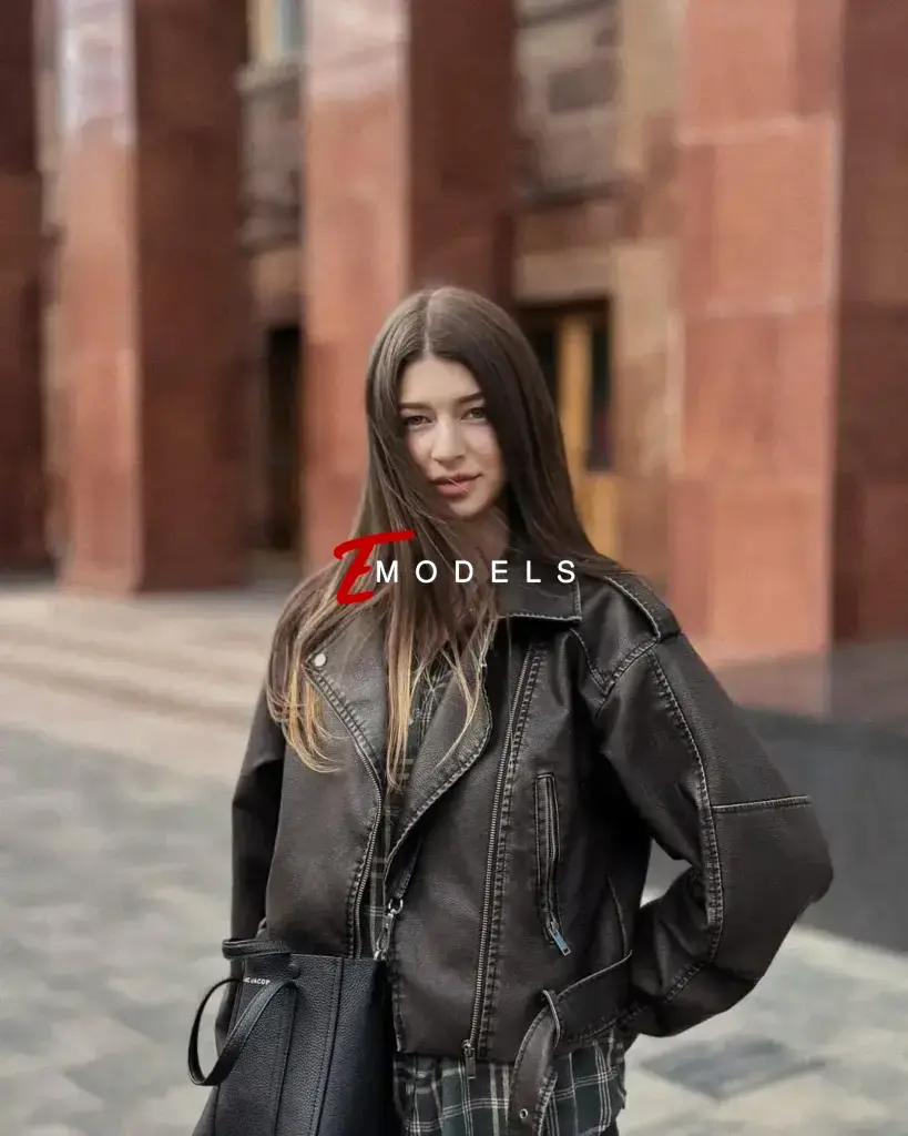 Zhenya, Height: 172, Age: 23, Weight: 53