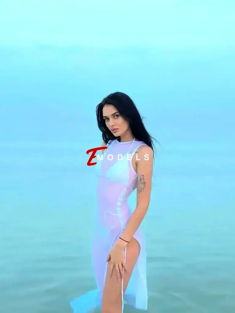 Chelsi, Height: 176, Age: 24, Weight: 50