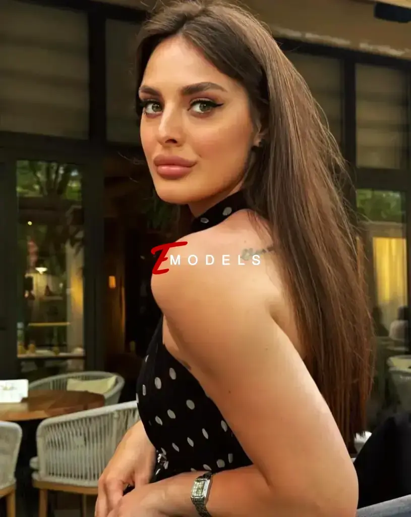 Anya, Height: 172, Age: 25, Weight: 54