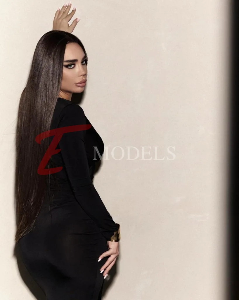 Elya, Height: 168, Age: 26, Weight: 64