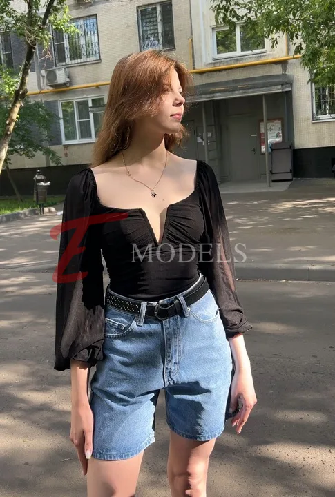 Violetta, Height: 160, Age: 21, Weight: 48