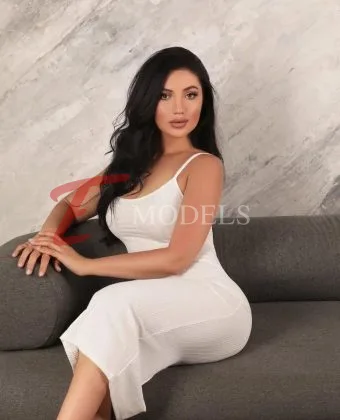 Алина