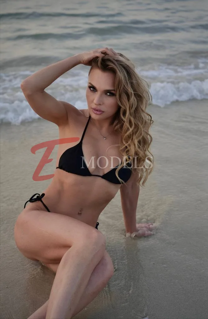 Evi, Height: 170, Age: 36, Weight: 55