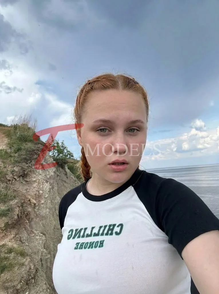 Stella, Height: 167, Age: 20, Weight: 74